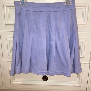 Lavender sport skirt. Natty.